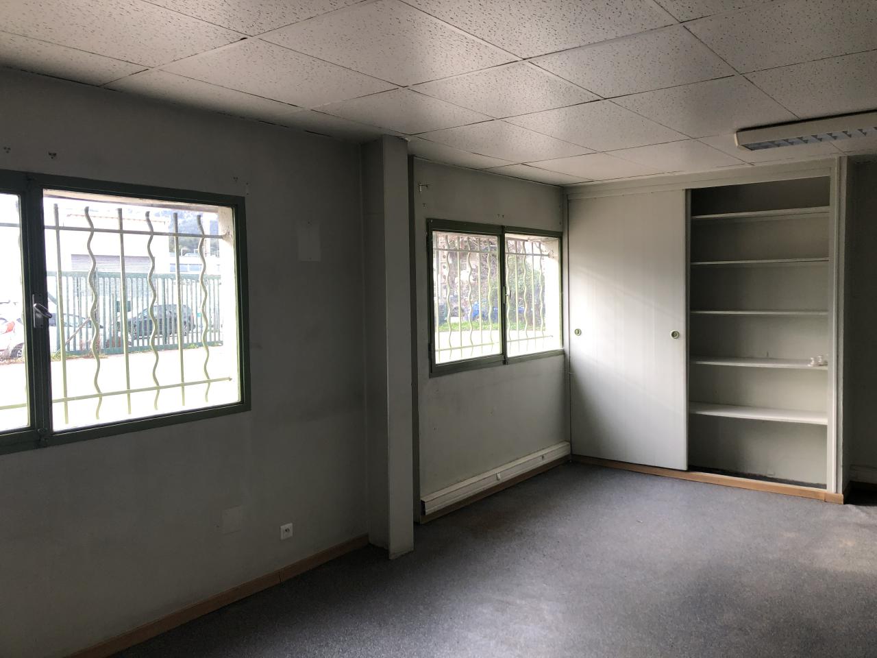 Local d'activité Aubagne 1254m² Location local d'activité Aubagne Bouches-du-Rhône OLACT2420655 5